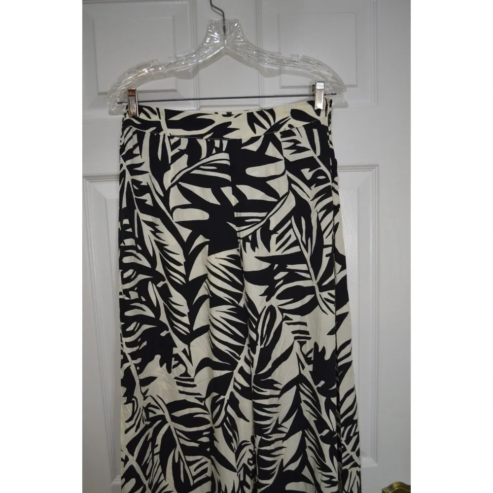 NWT CUPSHE Lounge Flowing Swim Pants, Black & White Tropical Print, Size Small